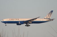N769UA @ KORD - United Airlines Boeing 777-222, UAL941, arriving 27L KORD from EDDF (Frankfurt). - by Mark Kalfas