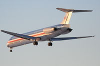 N9625W @ KORD - American Airlines MD-83, AAL352, arriving KORD RWY 28 fromKIAH. - by Mark Kalfas