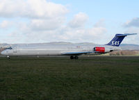 LN-RLF @ LFLS - Lining up rwy 09 for departure... - by Shunn311