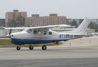 N734HW @ SNA - Taxiing at Santa Ana - by planefan