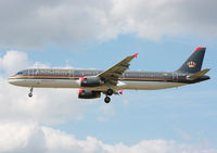 JY-AYK @ EGLL - Royal Jordanian Airlines - by vickersfour