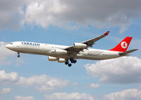 TC-JDJ @ EGLL - Turkish Airlines - by vickersfour