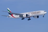 A6-ECT @ VIE - Emirates Boeing 777-300 - by Thomas Ramgraber-VAP