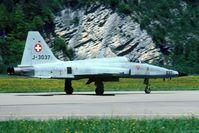 J-3037 @ LSMM - In the first years in servive the Tigers still had the original black nose. In the nineties these were replaced by the current grey ones.