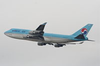 HL7493 @ KLAX - Korean Airlines Boeing 747-4B5, 25R departure KLAX. - by Mark Kalfas