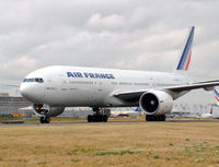 F-GSPS @ LFPG - Air France - by vickersfour