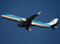 PH-EZC @ LFBO - Taking off rwy 32R - by Shunn311