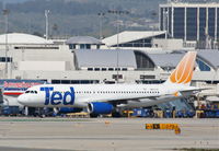 N402UA @ KLAX - TED A320-232, taxiing to the gat KLAX. - by Mark Kalfas