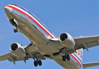 N964AN @ KLAX - American Airlines Boeing 737-823, short final 25L KLAX. - by Mark Kalfas