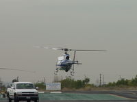 N10NT @ CCB - Sliding into her parking trailer - by Helicopterfriend