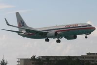 N920AN @ TNCM - American airlines N920AN landing at TNCM - by Daniel Jef