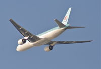 HL7526 @ KLAX - Korean Airlines Boeing 777-2B5 (ER), 25R departure KLAX. - by Mark Kalfas