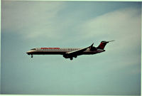 N926LR @ YVR - Landing at YVR,May 2006 - by metricbolt