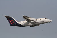 OO-DJV @ EBBR - Flight SN2173 is taking off from RWY 07R - by Daniel Vanderauwera