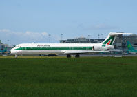 I-DATG @ EIDW - Alitalia - by vickersfour