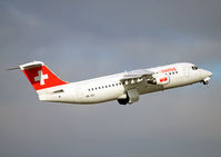 HB-IXU @ EGCC - Swiss International Airlines - by vickersfour