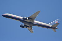 N564UA @ KLAX - United Airlines Boeing 757-222, N564UA 25R departure KLAX. - by Mark Kalfas