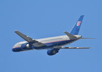 N577UA @ KLAX - United Airlines Boeing 757-222, N577UA 25R departure KLAX. - by Mark Kalfas