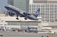 N598UA @ KLAX - United Airlines Boeing 757-222, N598UA 25R departure KLAX. - by Mark Kalfas