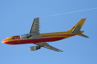 N366DH @ KLAX - DHL Airbus A300 B4-203, N366DH 25L departure KLAX. - by Mark Kalfas