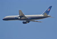 N541UA @ KLAX - United Airlines Boeing 757-522, N941UA 25R departure KLAX. - by Mark Kalfas