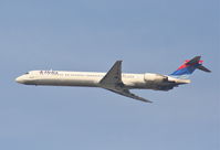 N916DN @ KLAX - Delta Airlines Mcdonnell Douglas MD-90-30, N916DN 25R departure KLAX. - by Mark Kalfas