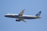 N468UA @ KLAX - United Airlines Airbus A320-232, N468UA 25R departure KLAX. - by Mark Kalfas