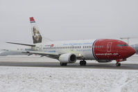 LN-KKW @ LOWS - Norwegian 737-300 - by Andy Graf-VAP
