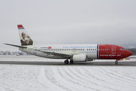 LN-KKW @ LOWS - Norwegian 737-300 - by Andy Graf-VAP