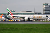 A6-EBP @ EGCC - Emirates - by Artur Bado?