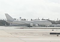 N742CK @ KLAX - Kalitta Boeing 747-446, N742CK arriving 25L KLAX. - by Mark Kalfas