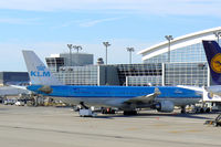 PH-AOC @ DFW - KLM at the gate - DFW Airport - by Zane Adams