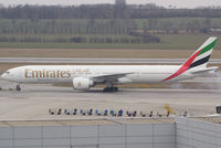 A6-ECS @ VIE - Emirates Boeing 777-31H(ER) - by Joker767