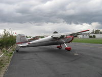 N72922 @ SZP - 1946 Cessna 140, Continental C85 85 Hp. owner-pilot A&P is 6'6 tall - by Doug Robertson