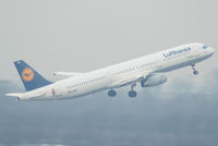 D-AIRY @ VIE - Lufthansa Airbus A321-131