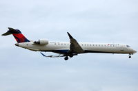 N200PQ @ HOU - Short final 12R