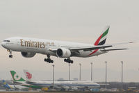A6-ECT @ VIE - Emirates Boeing 777-31H(ER) - by Joker767