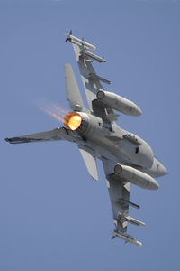 86-0215 @ KRAL - Riverside Airshow 2009