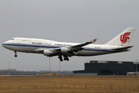 B-2477 @ LOWW - Air China Cargo - by Christian Zulus