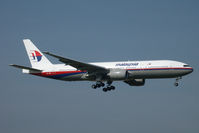 9M-MRC @ LOWW - Malaysia Airlines 777-200 - by Andy Graf-VAP