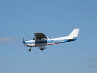 N7041Q @ KAXN - Local Cessna 172L Skyhawk landing on runway 31. - by Kreg Anderson