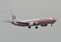 N933AN @ KLAX - American Airlines Boeing 737-823 N933AN, 7R approach KLAX. - by Mark Kalfas