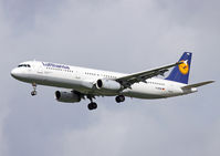 D-AIRW @ EGCC - Lufthansa - by vickersfour