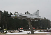 37072 - Standing nearby the Såtenäs Air Base. - by Krister Karlsmoen