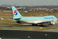 HL7439 @ VIE - Korean Air Cargo Boeing 747-4B5F(SCD)