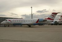 OE-LCQ @ VIE - Austrian arrows Canadair Regional Jet CRJ200LR