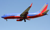 N798SW @ KHOU - B737 short final 30L. - by Darryl Roach