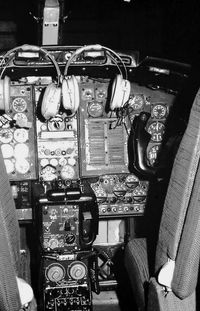 62-4473 - Acft cockpit - by CrewChief
