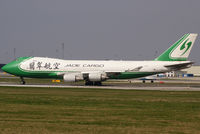 B-2422 @ VIE - Jade Cargo Boeing 747-4EV(ER/F) - by Joker767
