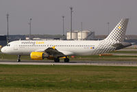 EC-KDT @ VIE - Vueling Airbus A320-216 - by Joker767